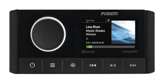 Fusion® Apollo RA670 Marine Stereo
