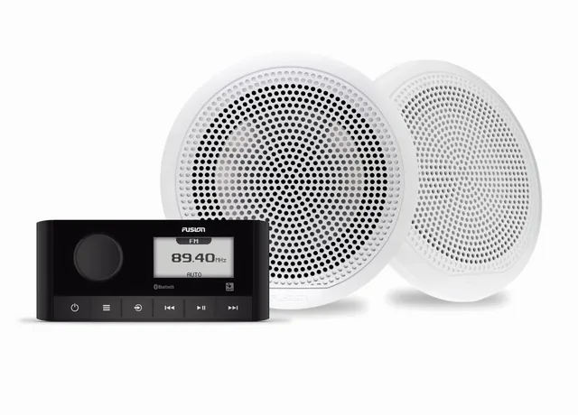Fusion® MS-RA60K1SPG Marine Stereo Kit