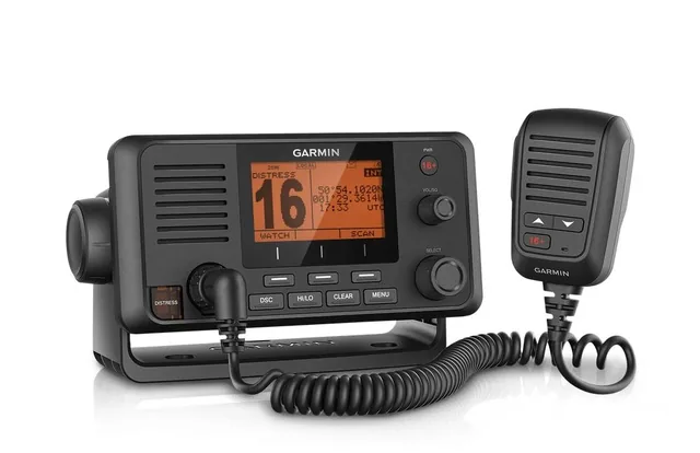 Garmin VHF 215i AIS Marine Radio